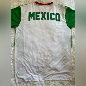 Jersey Mexico soccer size Medium
